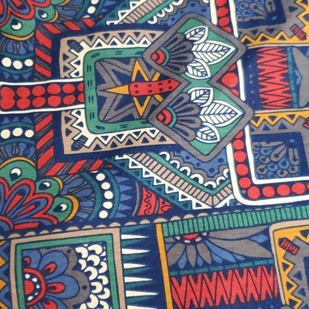 Lularoe Randy t - Picture 2 of 2
